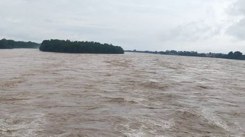 नारायणी नदीमा डुङ्गा पल्टिँदा तीनजनाको मृत्यु